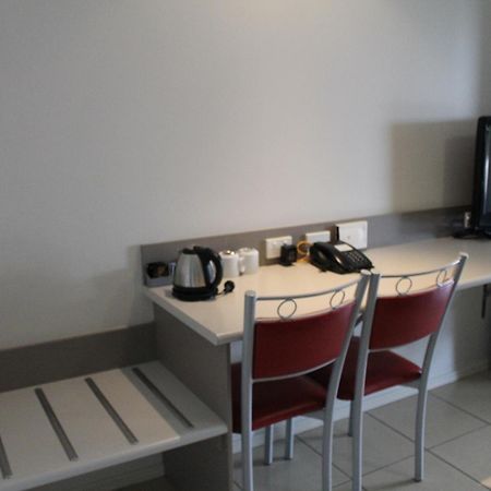 Blackwater Motor Inn Oda fotoğraf